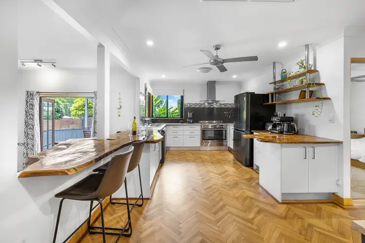 14 Roberts Street, Palmwoods QLD 4555