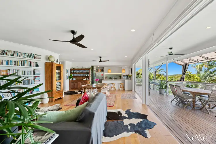 16 Hardy Street, Sunrise Beach QLD 4567