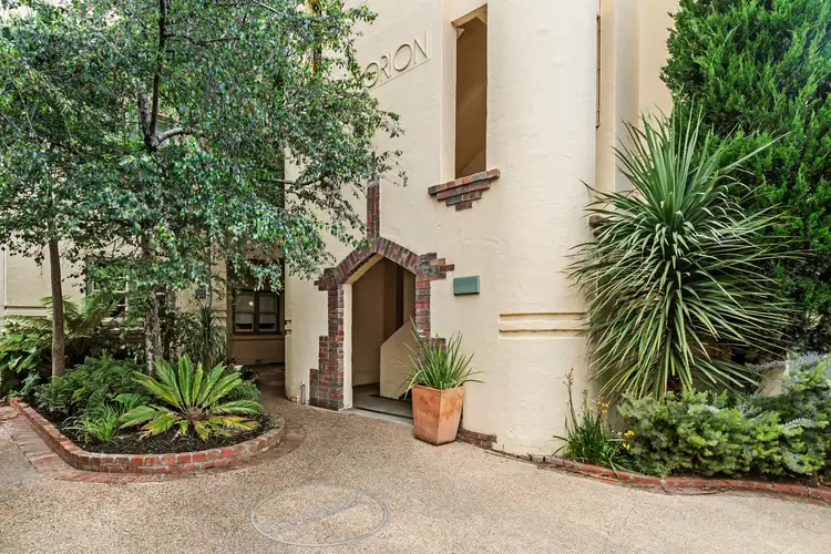 8/98 Grey Street, St Kilda VIC 3182