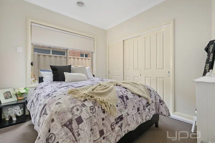 Sixth view of Homely house listing, 1/11 Ranfurlie Circuit, Melton West VIC 3337