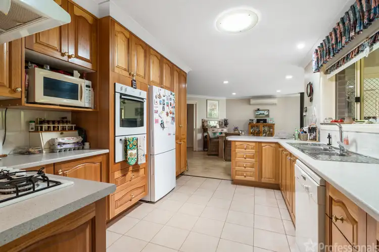 Fifth view of Homely house listing, 5 Saran Place, Orange NSW 2800