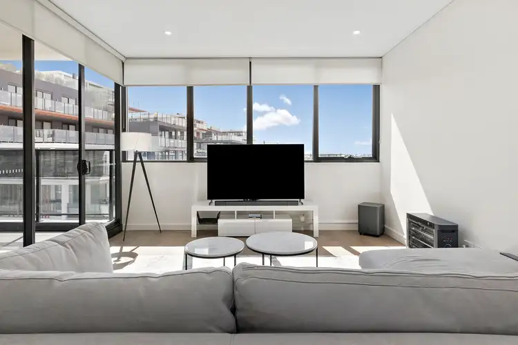 701/17 Garrigarrang Avenue