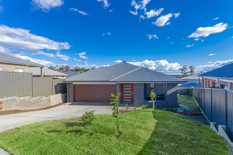 3 Graziers Parade, Raymond Terrace NSW 2324