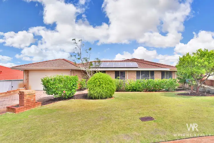 9 Nadine Place, Woodvale WA 6026