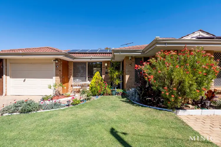 1/25 Civic Gardens, Cannington WA 6107