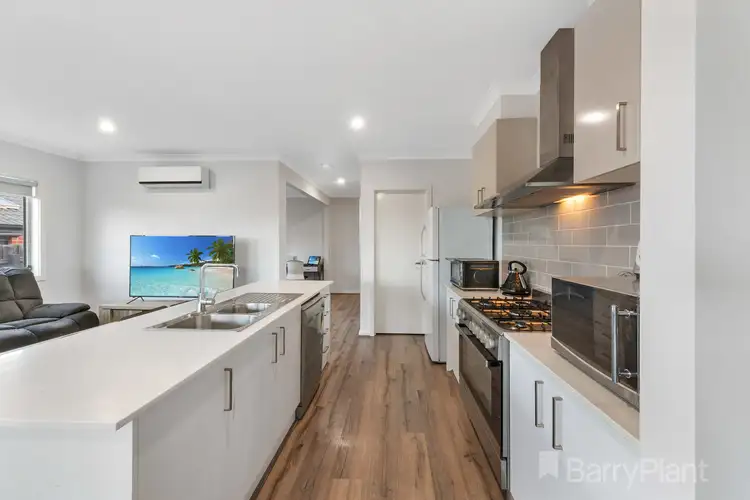 Second view of Homely house listing, 3 Quamby Mews, Maddingley VIC 3340