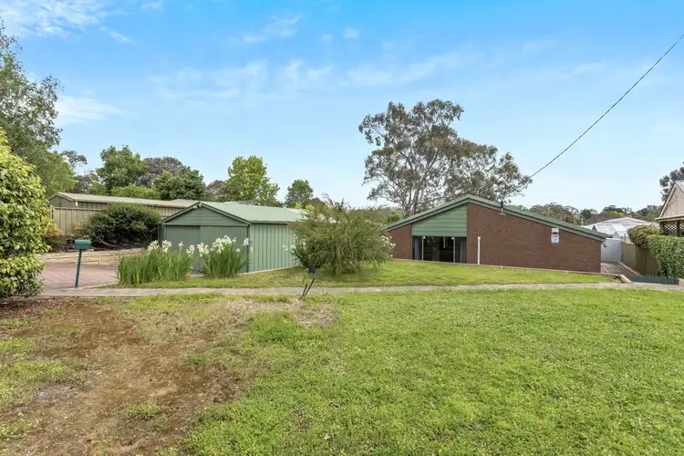 16 Ilinga Avenue, Balhannah SA 5242