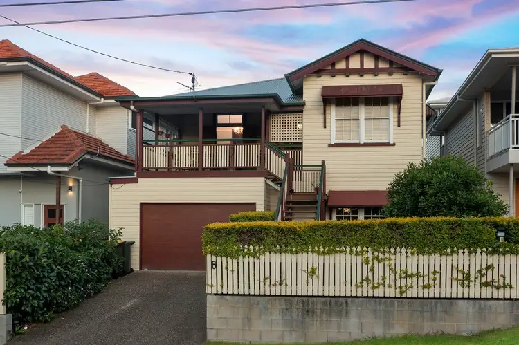8 Garden Street, Greenslopes QLD 4120