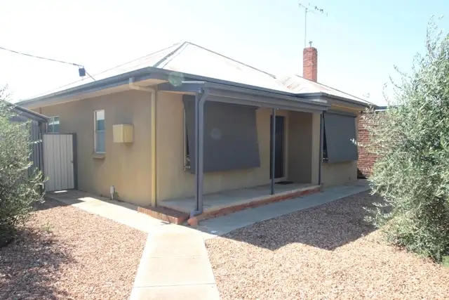 4 Gemmell Street, Cobram VIC 3644