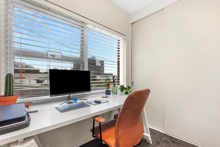 Fifth view of Homely apartment listing, 4/2 The Drive, Freshwater NSW 2096