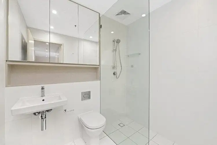 Third view of Homely apartment listing, 612/280 Jones Street, Pyrmont NSW 2009