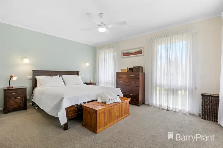 Sixth view of Homely house listing, 8 Tilney Close, Mulgrave VIC 3170