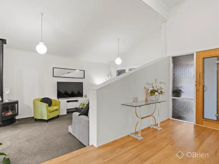 Fourth view of Homely house listing, 6 Milton Court, Aspendale Gardens VIC 3195
