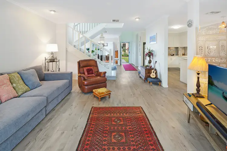 5/3 Shearwater Place