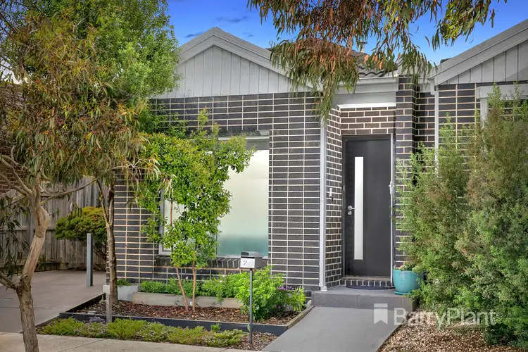 2a Methven Avenue, South Morang VIC 3752