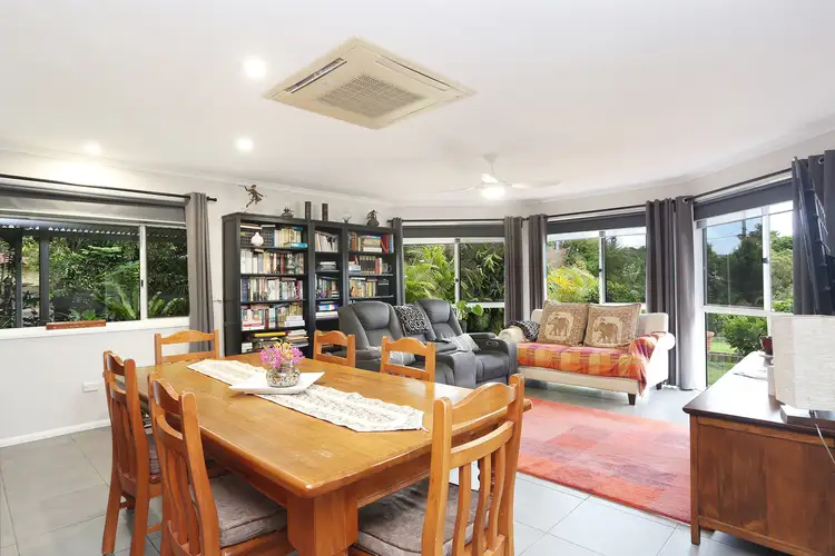 17 Clearview Drive, Glass House Mountains QLD 4518