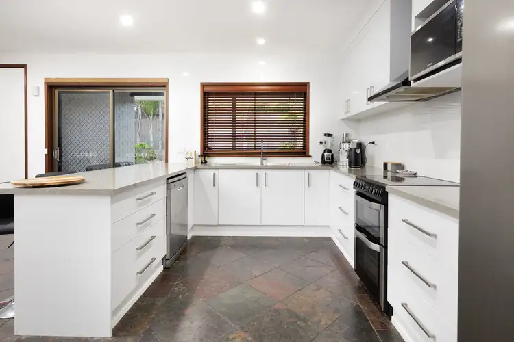 Fifth view of Homely house listing, 9 Carlisle Crescent, Wodonga VIC 3690