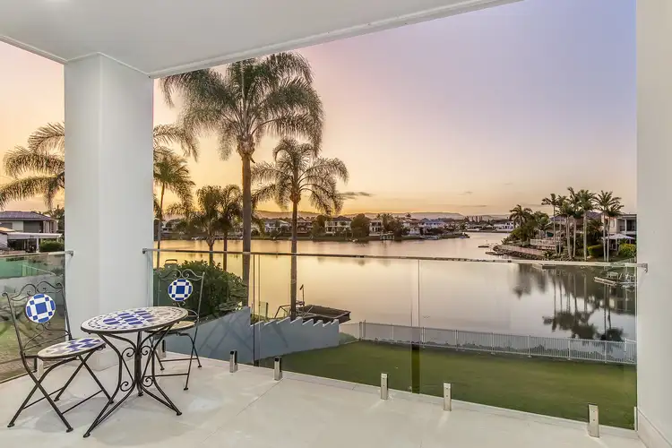 25 Martinique Way, Clear Island Waters QLD 4226