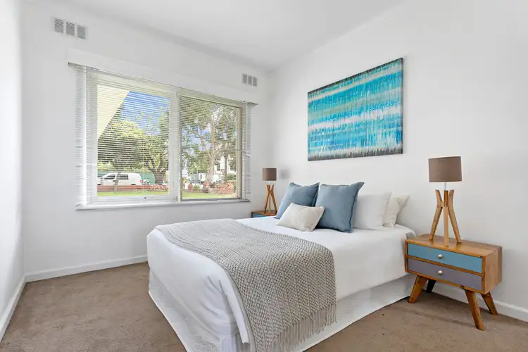 Fourth view of Homely apartment listing, 4/99 Neerim Road, Glen Huntly VIC 3163