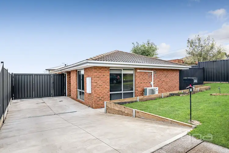 19 Banksia Place, Meadow Heights VIC 3048