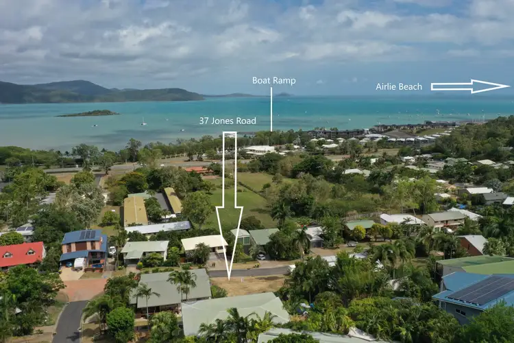 37 Jones Road, Cannonvale QLD 4802