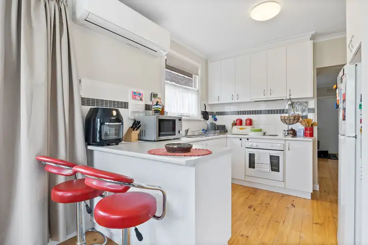 Fifth view of Homely house listing, 2 Leonard Street, Wendouree VIC 3355