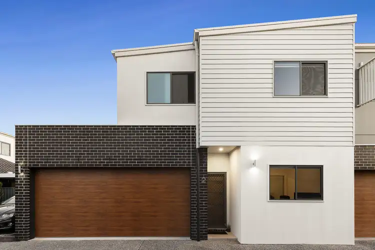 Main view of Homely townhouse listing, 2/32 Charles Street, Warners Bay NSW 2282