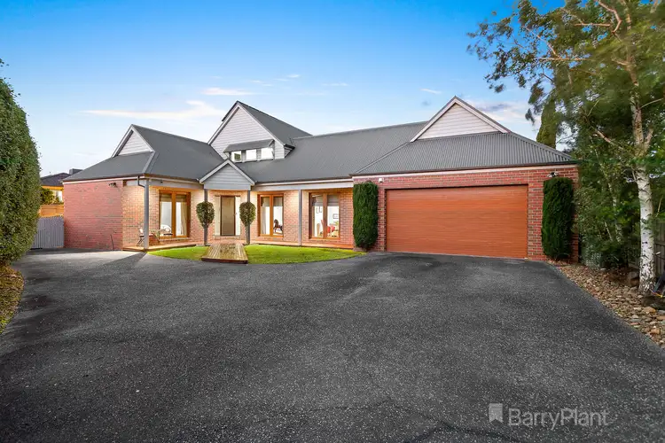 4 St Ives Drive, Narre Warren South VIC 3805