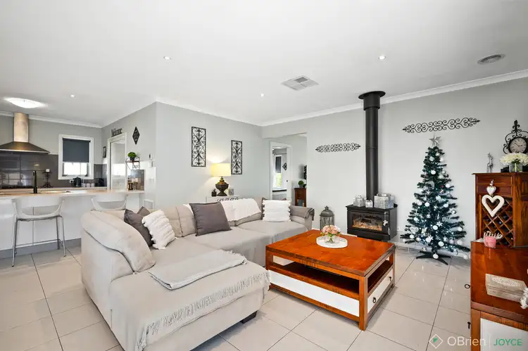 Fifth view of Homely house listing, 7 Creek View End, Wangaratta VIC 3677
