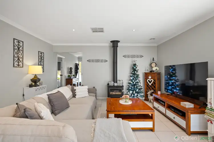 Sixth view of Homely house listing, 7 Creek View End, Wangaratta VIC 3677