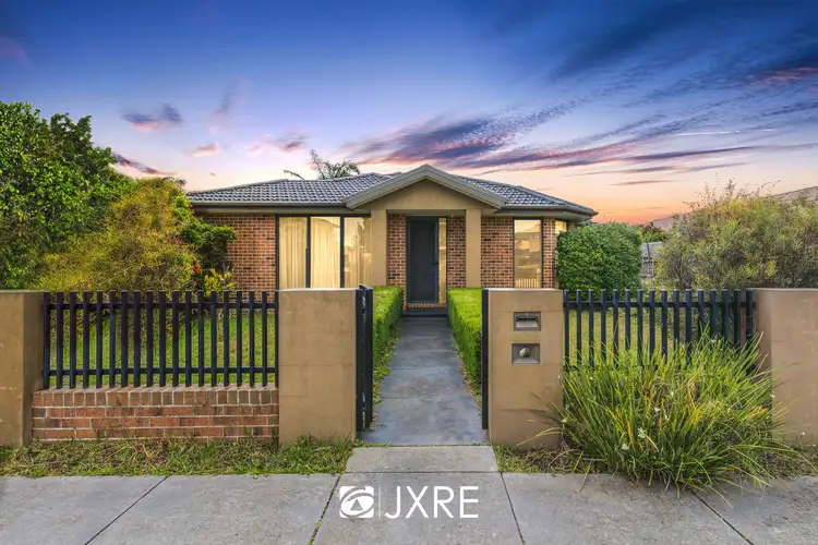 1/2 Ormond Road, Clayton VIC 3168