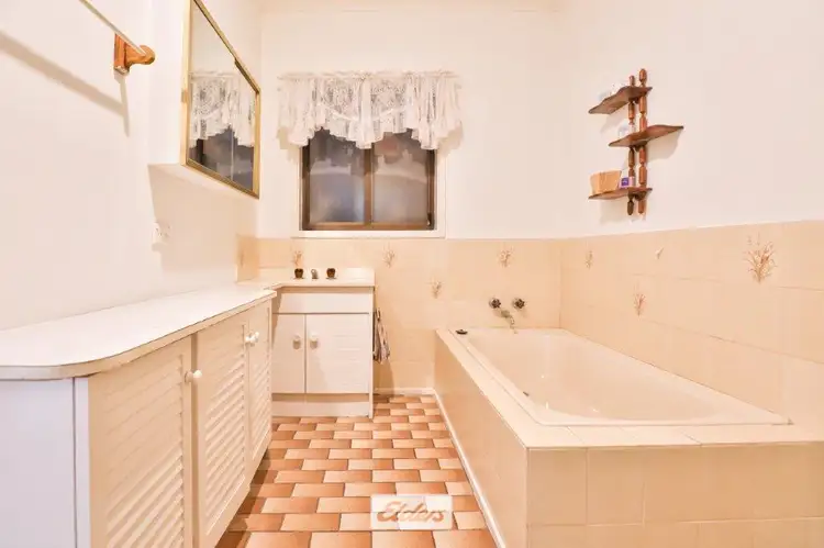 Sixth view of Homely house listing, 583 Karadoc Avenue, Irymple VIC 3498