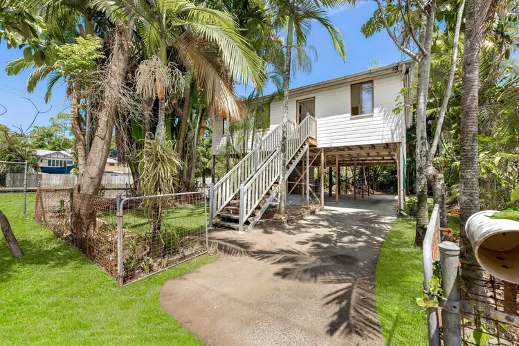 14 Edward Street, Cairns North QLD 4870