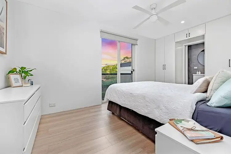 17/10-12 Northcote Road, Hornsby NSW 2077