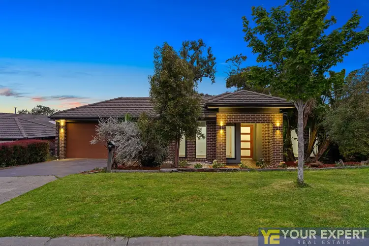 29 Victoria Place, Pakenham VIC 3810