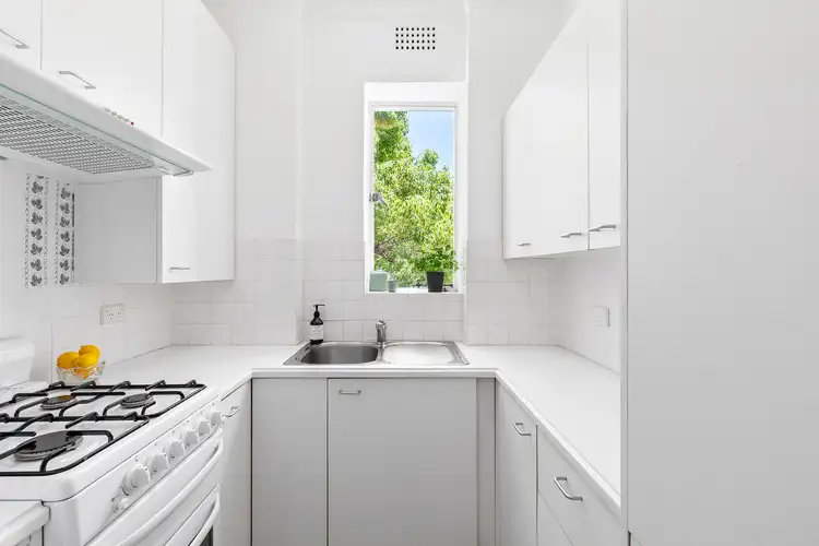Sixth view of Homely apartment listing, 33/8 Birtley Place, Elizabeth Bay NSW 2011