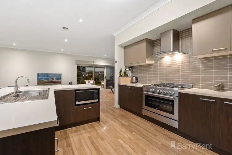 Sixth view of Homely house listing, 5 Ibis Close, Pakenham VIC 3810
