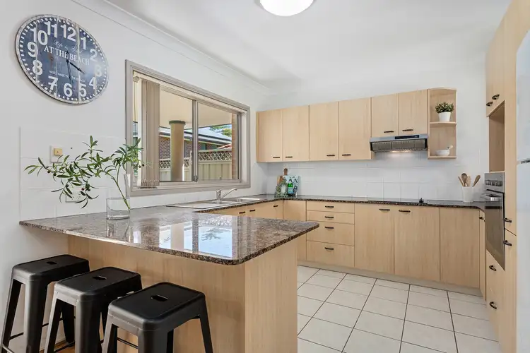 Fifth view of Homely villa listing, 8/90-92 Auburn Street, Sutherland NSW 2232