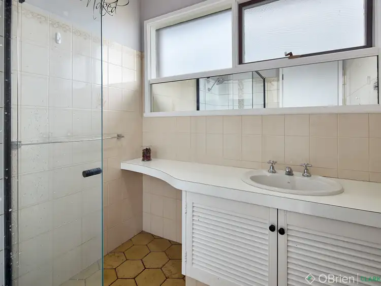 Sixth view of Homely unit listing, 1/13 Rangeview Street, Warragul VIC 3820