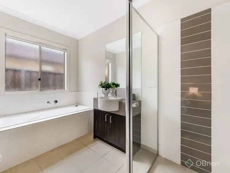 Sixth view of Homely house listing, 17 Bassendean Court, Tarneit VIC 3029