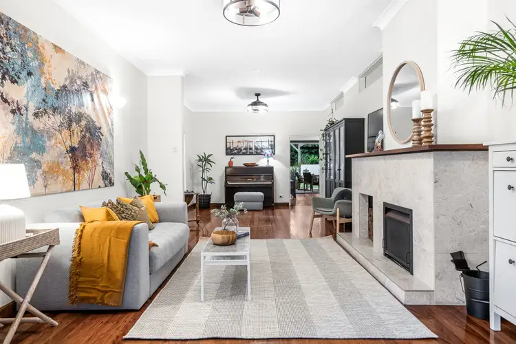 Second view of Homely house listing, 25 Wolsey Parade, Wynnum QLD 4178