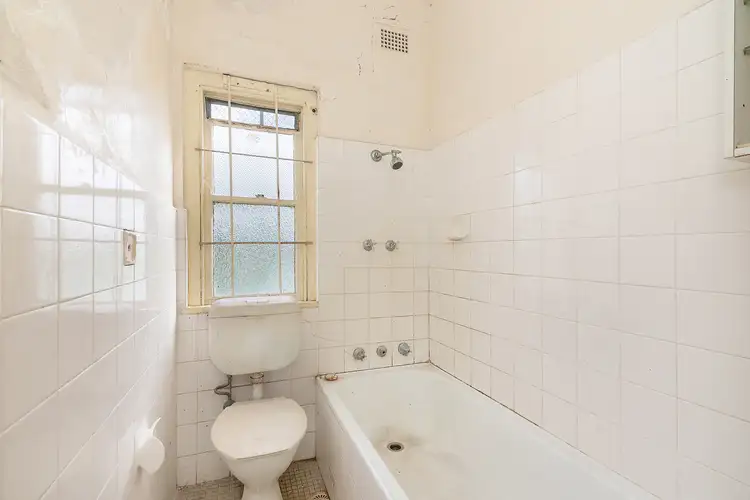 Sixth view of Homely apartment listing, 4/8 Vialoux Avenue, Paddington NSW 2021
