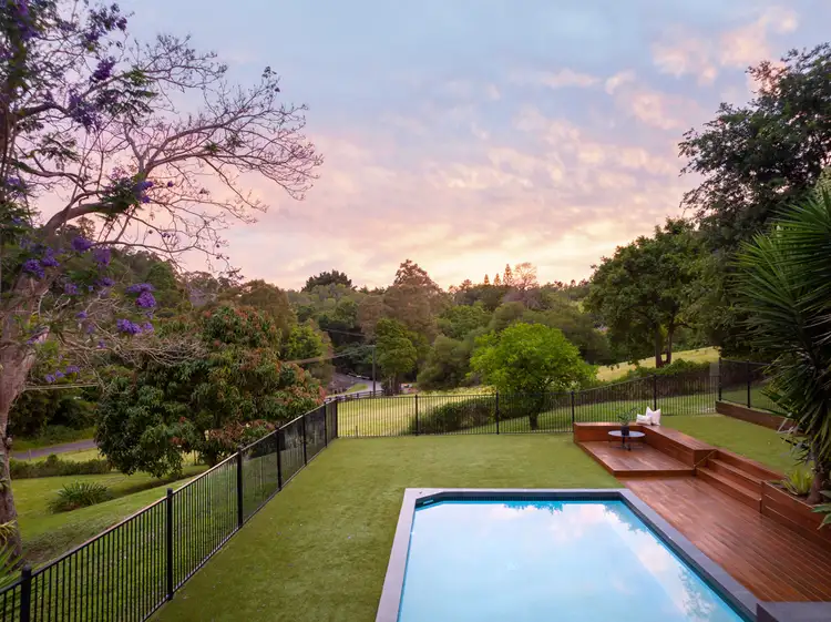 67 McMullen Road, Brookfield QLD 4069
