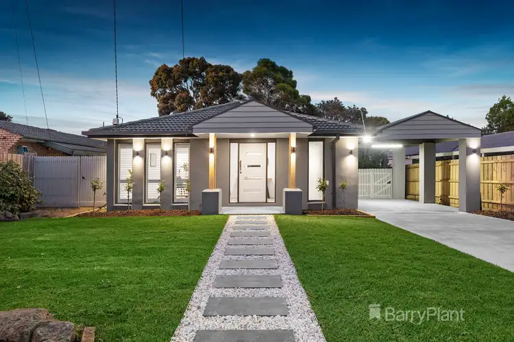 19 Dumfries Way, Wantirna VIC 3152