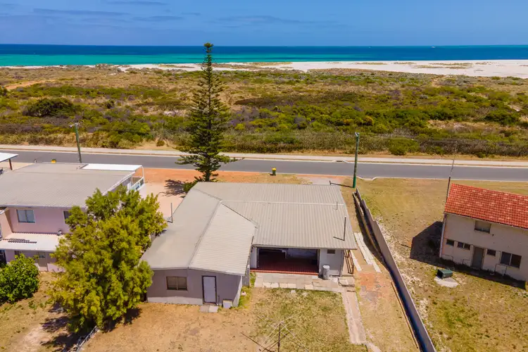 16 Corunna Road, Cervantes WA 6511