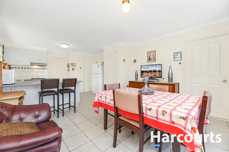 Sixth view of Homely house listing, 2/8 Amity Way, Cranbourne West VIC 3977