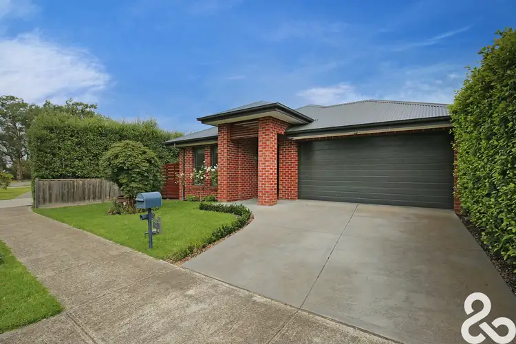 12 Cashmere Drive, Doreen VIC 3754