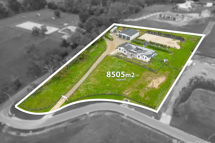 1 Ravendene Court, Maryknoll VIC 3812
