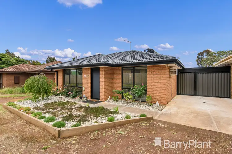 2/44 Unitt Street, Melton VIC 3337