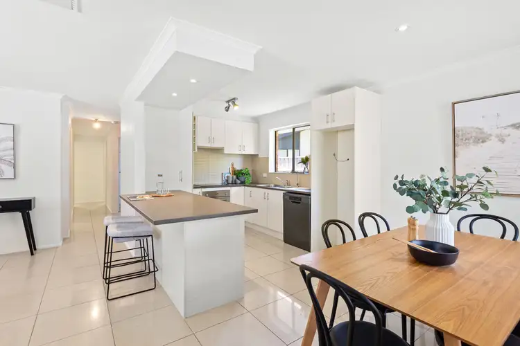 11 Santana Court, Aberfoyle Park SA 5159